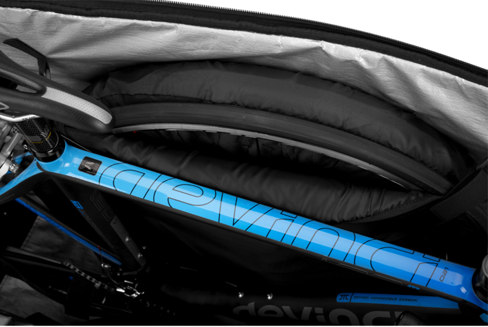 Biknd Jetpack V2 Travel Bag Primeau Velo